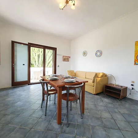 La Rosa-4 By Interhome סירקוזה