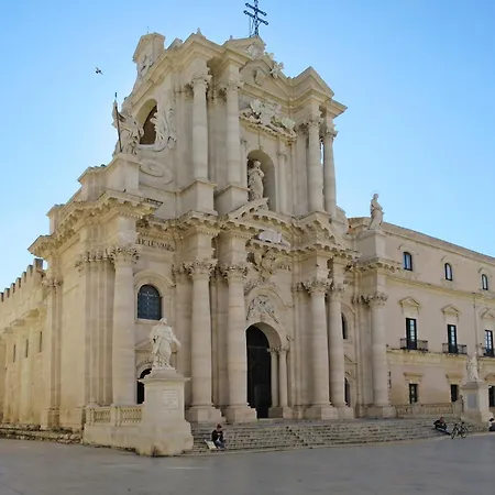 La Rosa-4 By Interhome Daire Siraküza