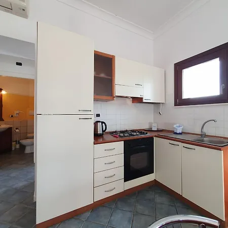 La Rosa-4 By Interhome Siraküza